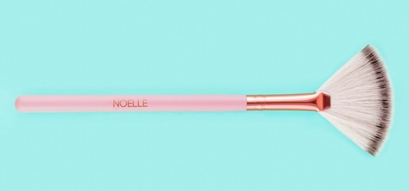 Noelle Brush Cosmetics