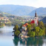 Märchen werden in Bled, Slowenien, zum Leben erweckt